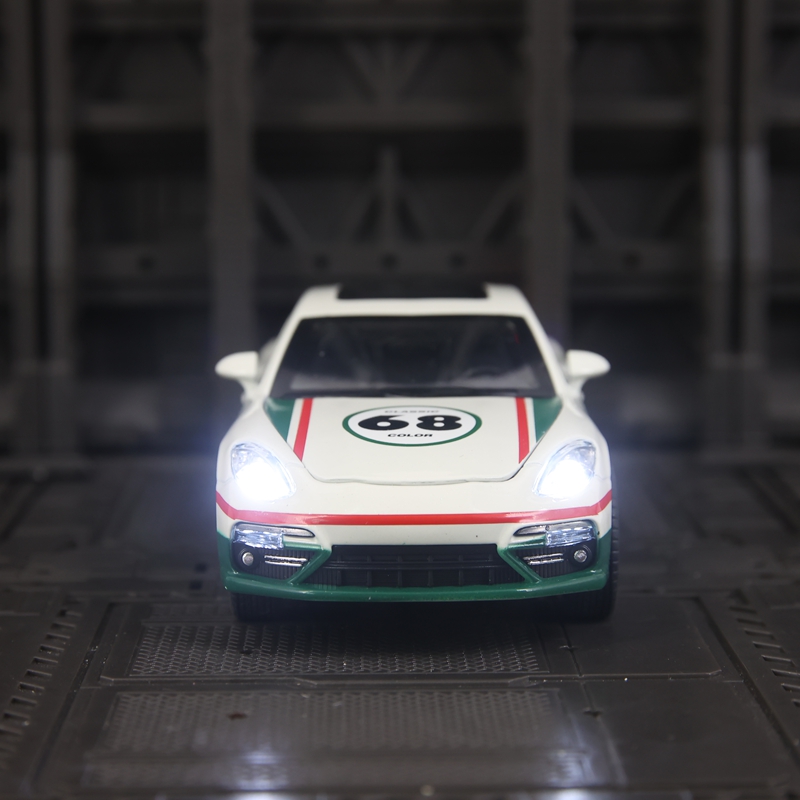 1:32 Simulation Porsche Paname - đánh giá và giá Decor Lighting Returns
